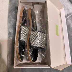 Elegant Black and Silver Women's Sandals